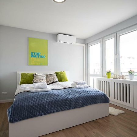 Wlr Apartments - Hoza II Варшава Екстериор снимка