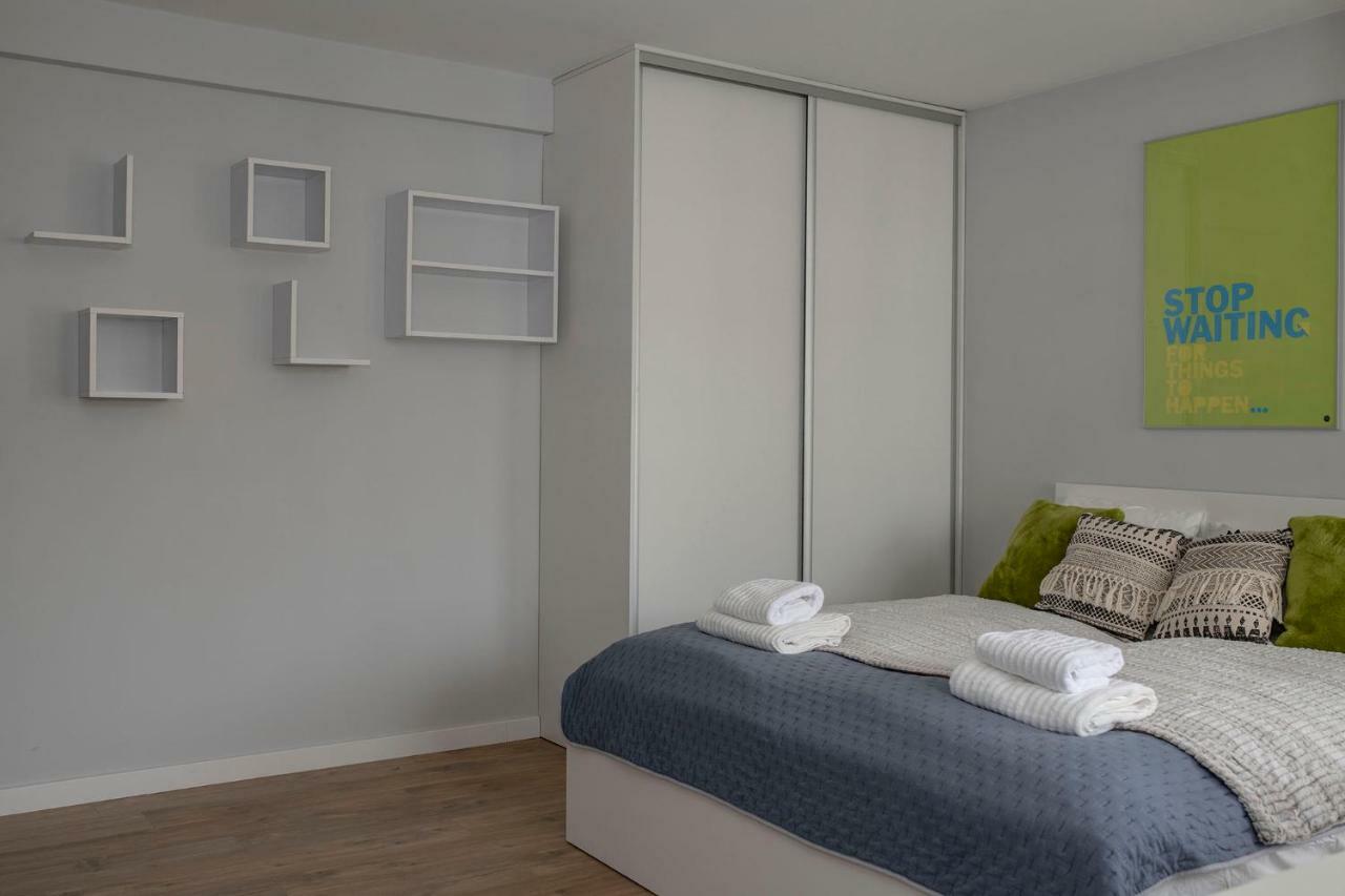 Wlr Apartments - Hoza II Варшава Екстериор снимка
