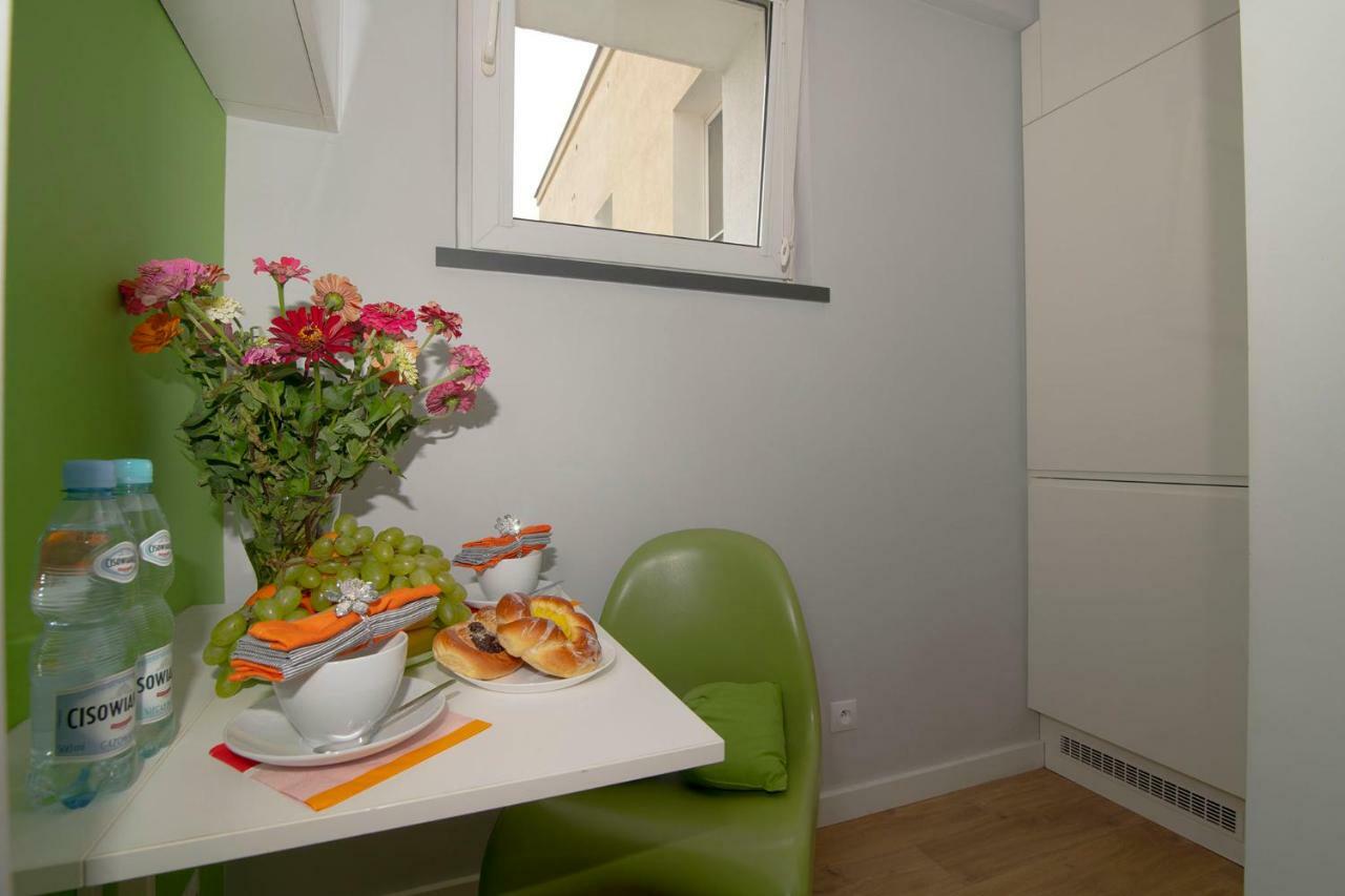 Wlr Apartments - Hoza II Варшава Екстериор снимка