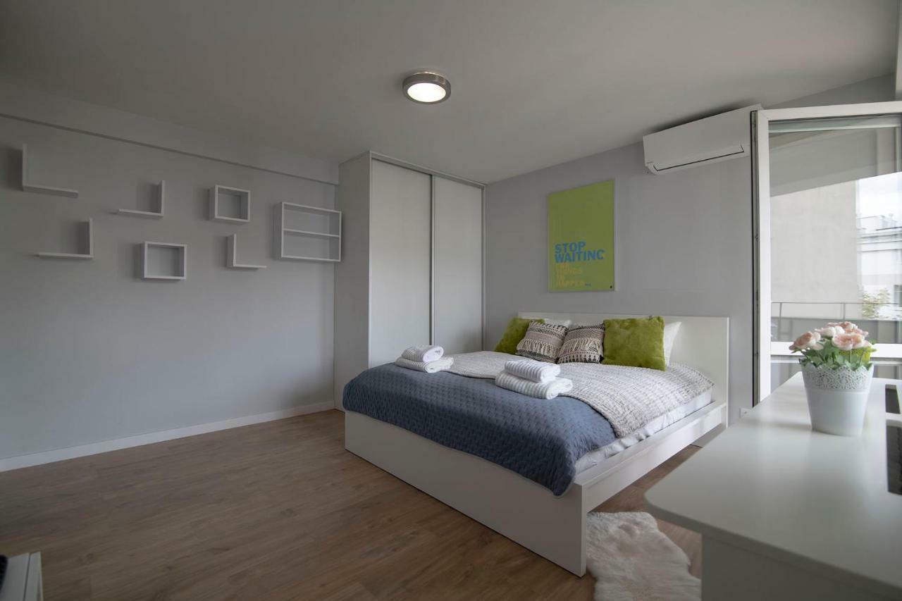 Wlr Apartments - Hoza II Варшава Екстериор снимка