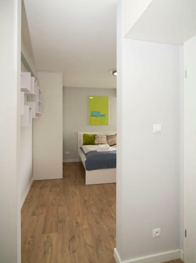 Wlr Apartments - Hoza II Варшава Екстериор снимка