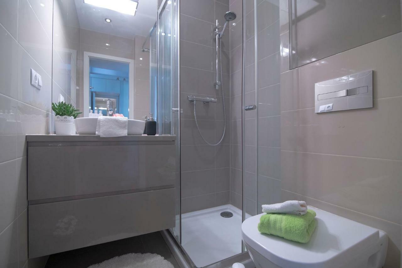 Wlr Apartments - Hoza II Варшава Екстериор снимка