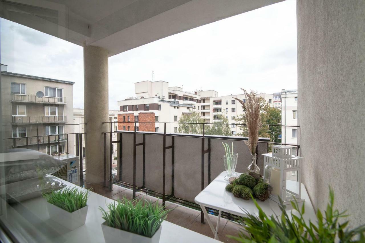 Wlr Apartments - Hoza II Варшава Екстериор снимка