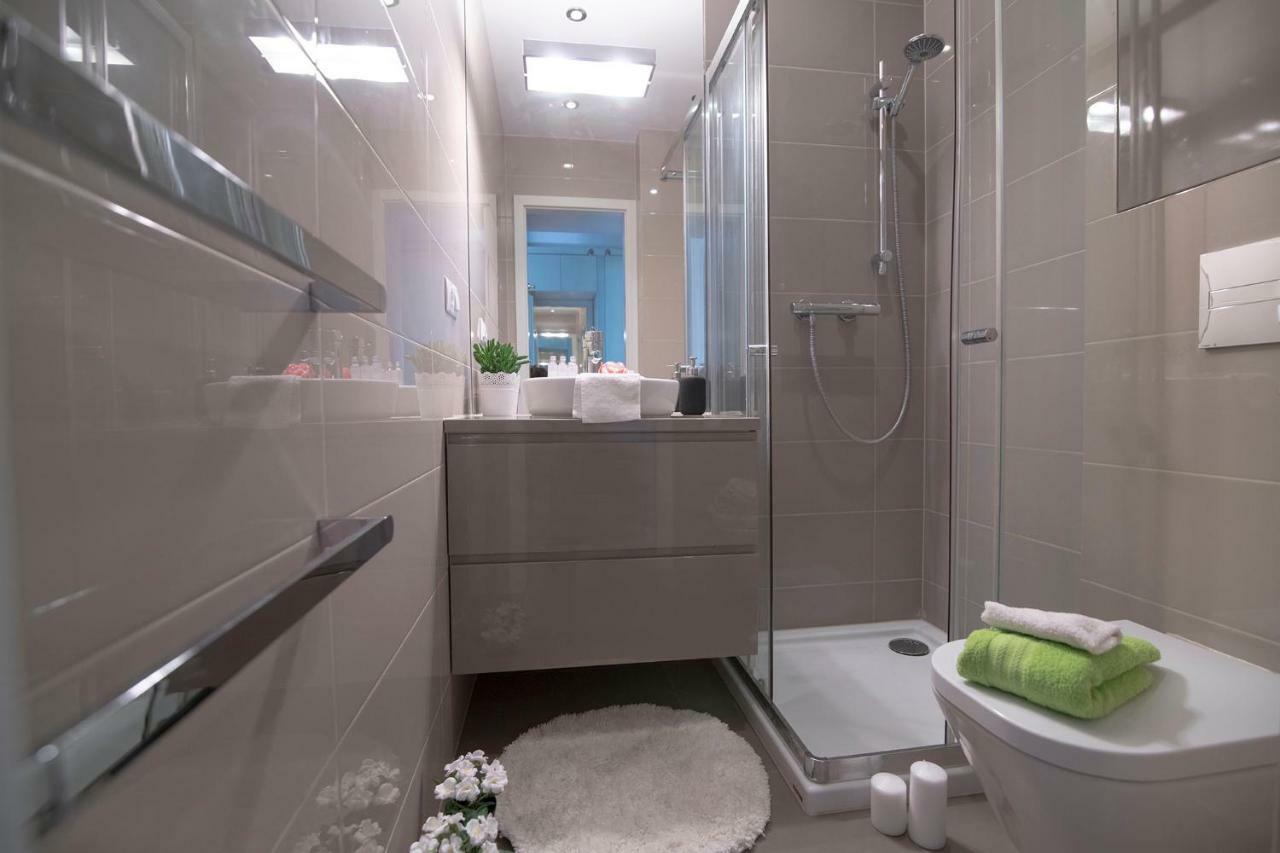 Wlr Apartments - Hoza II Варшава Екстериор снимка
