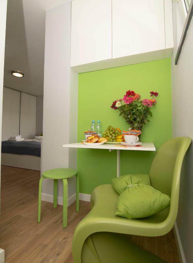 Wlr Apartments - Hoza II Варшава Екстериор снимка